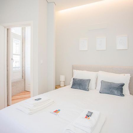 Liiiving In Porto - Aliados Stone Apartment Экстерьер фото