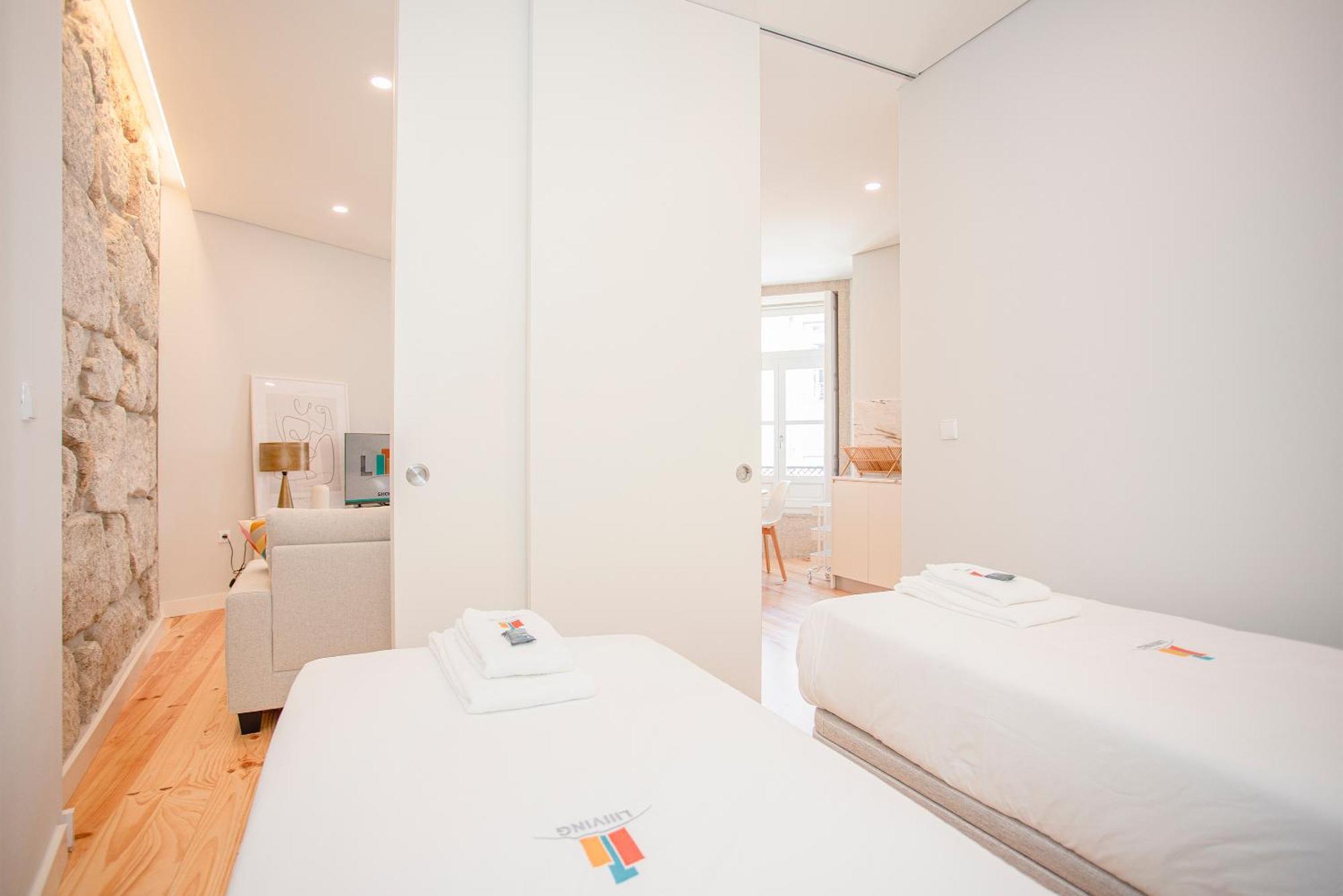 Liiiving In Porto - Aliados Stone Apartment Экстерьер фото