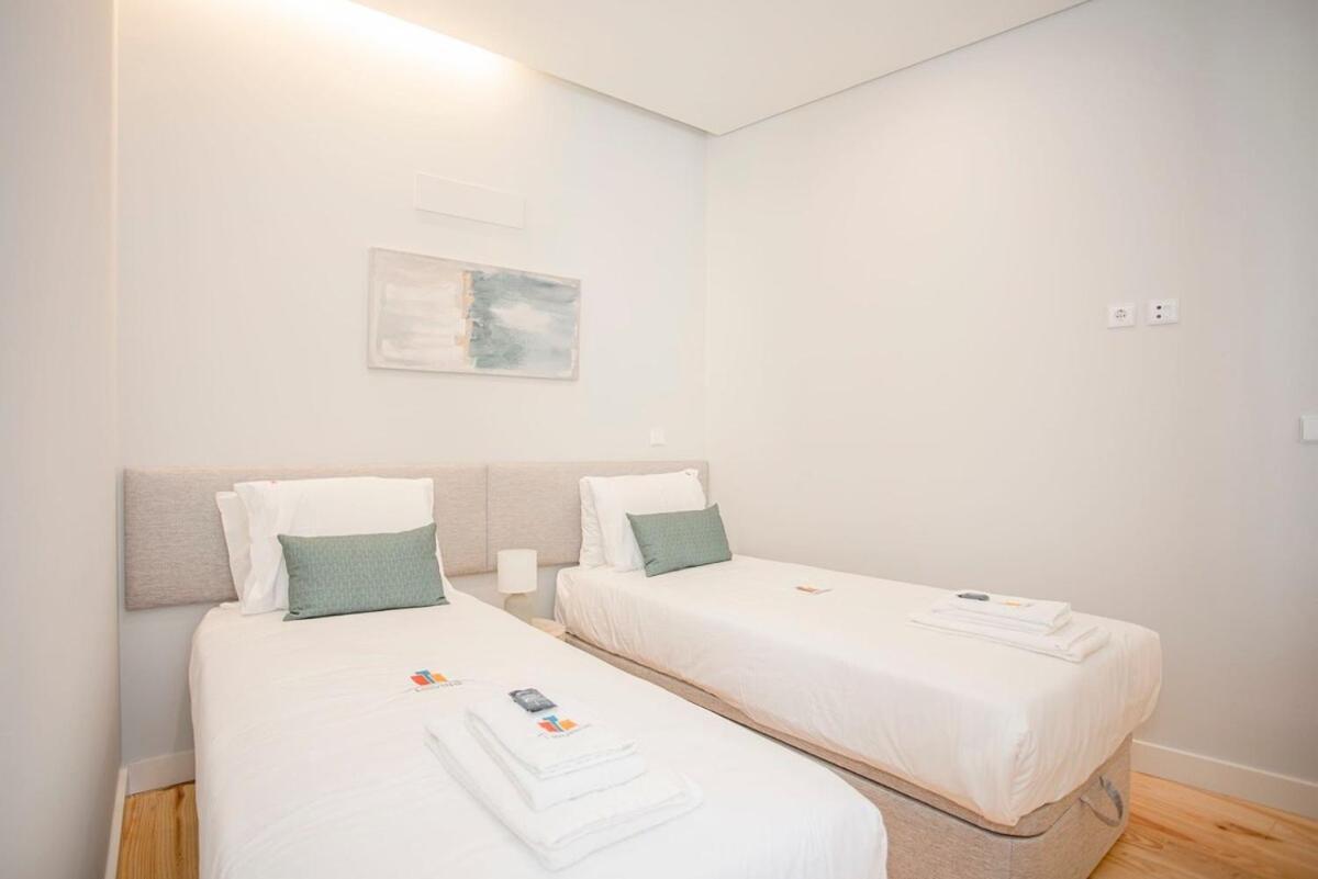 Liiiving In Porto - Aliados Stone Apartment Экстерьер фото